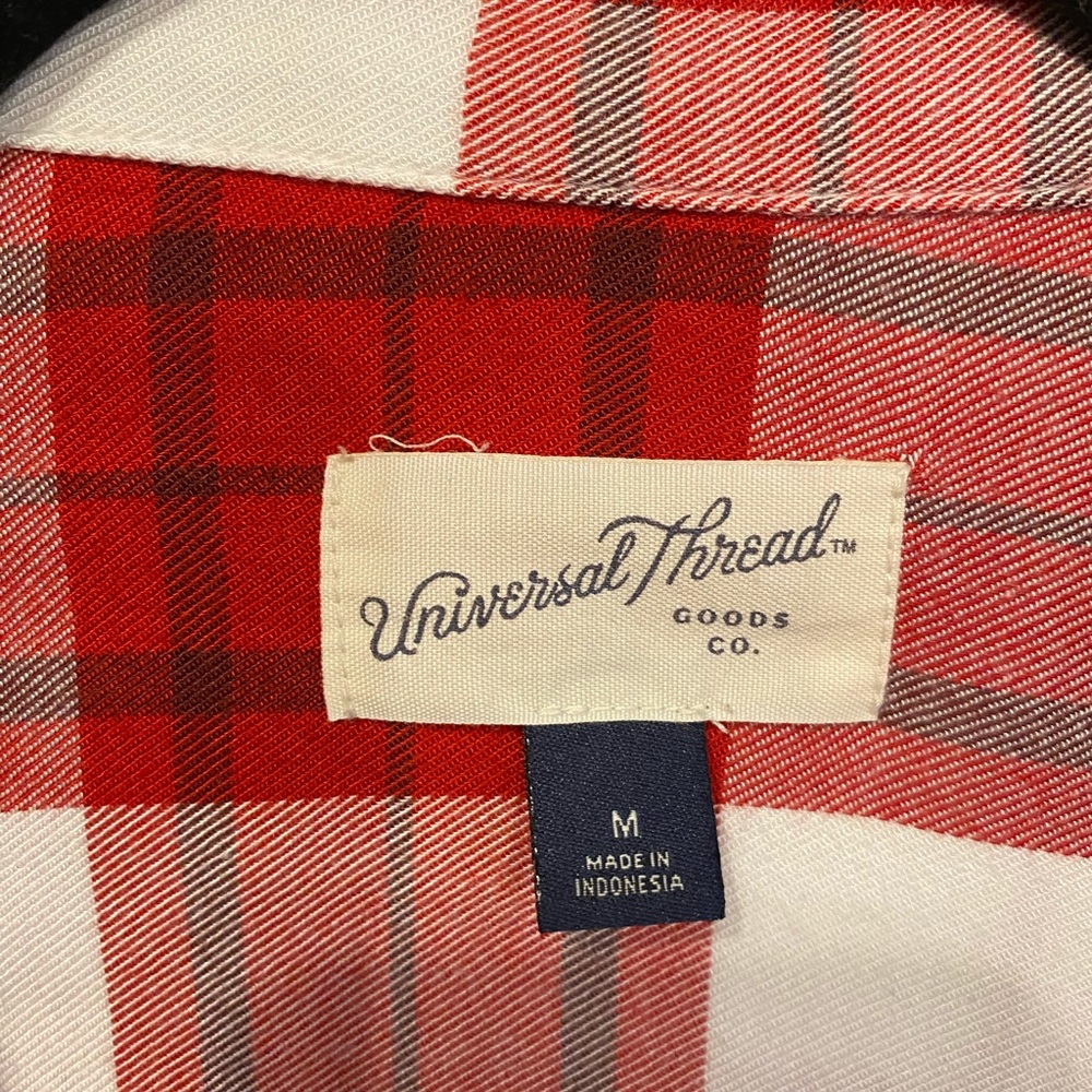 Universal threads plaid button down - Picture 9 of 10